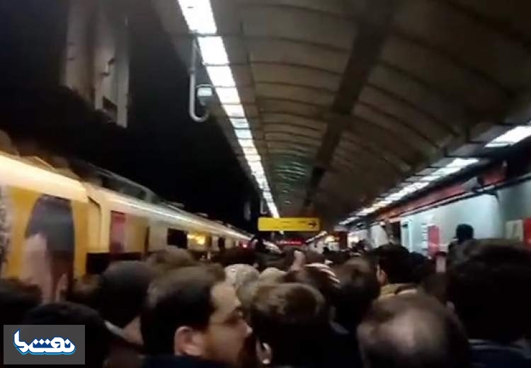 چگونه در «تاکسی »و «مترو» کرونا نگیریم؟