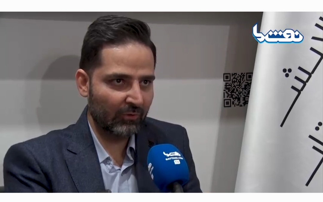 پروژه تولید روغن پایه گروه یک تا اواخر تابستان به بهره برداری می رسد  <img src="/images/video_icon.png" width="16" height="16" border="0" align="top">