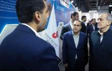 بازدید رئیس‌جمهور از غرفه آریاساسول در نمایشگاه فرایران